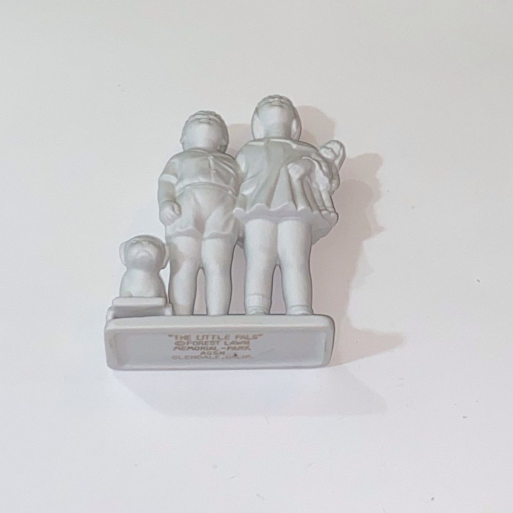 The Little Pals Lawn Memorial-Park Assn Glendale,Calif Bisque Porcelain Figures - Picture 12 of 14